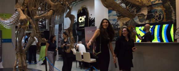 El Mef llevó dinosaurios patagónicos a la noche de las casas de la provincia en Buenos Aires